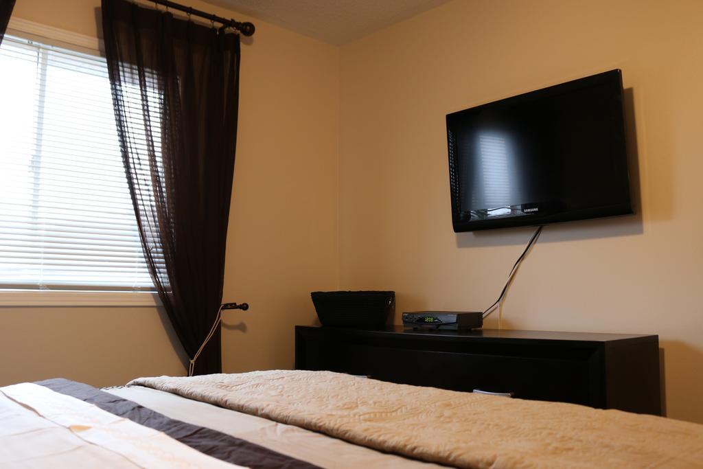 Newton Villa Emerald House Brampton Chambre photo